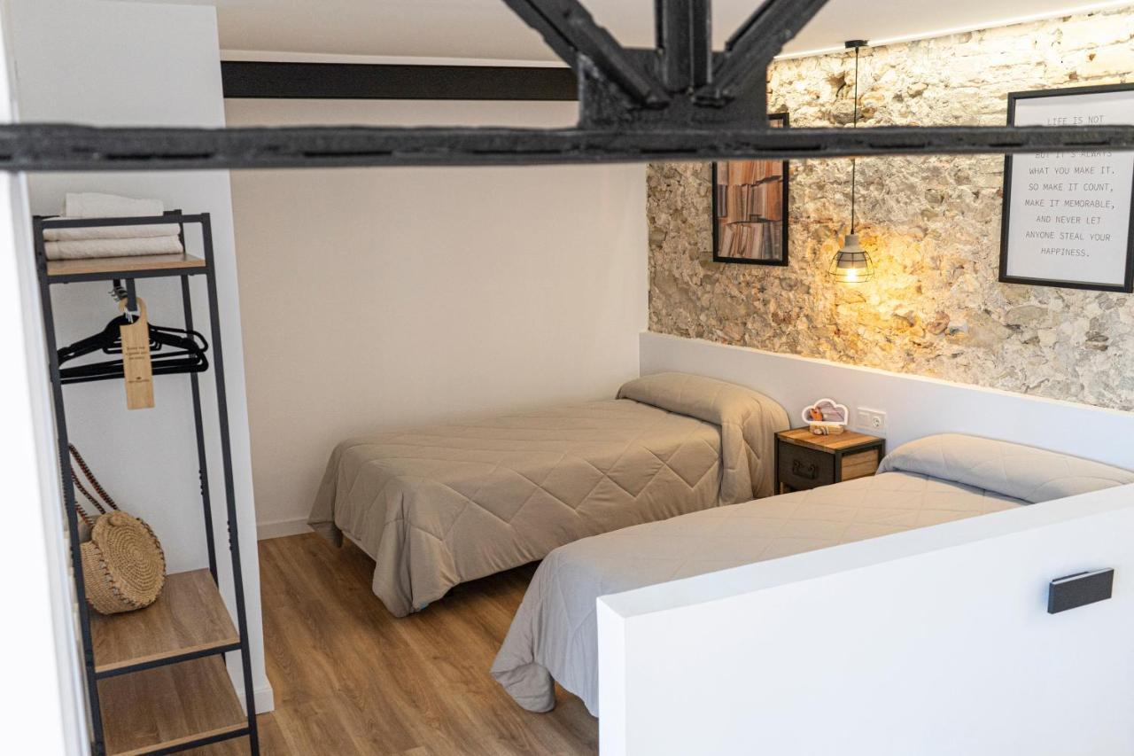 Apartamentos Bocairenthomes, En Pleno Centro De Bocairent, Con Pequena Piscina Y Parking Privado Bagian luar foto