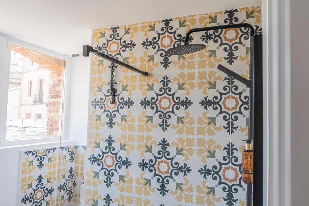 Apartamentos Bocairenthomes, En Pleno Centro De Bocairent, Con Pequena Piscina Y Parking Privado Bagian luar foto
