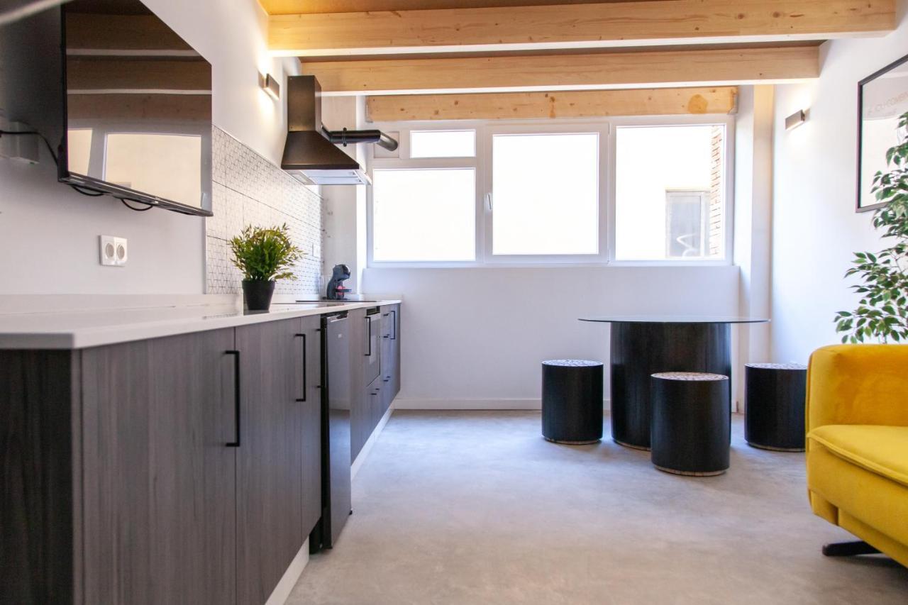 Apartamentos Bocairenthomes, En Pleno Centro De Bocairent, Con Pequena Piscina Y Parking Privado Bagian luar foto