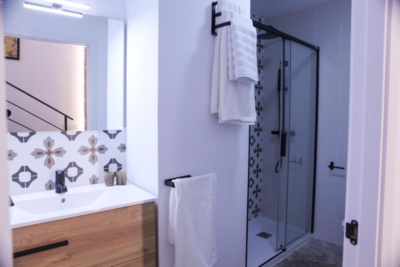 Apartamentos Bocairenthomes, En Pleno Centro De Bocairent, Con Pequena Piscina Y Parking Privado Bagian luar foto