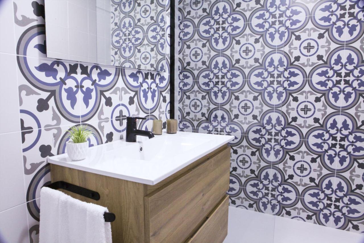 Apartamentos Bocairenthomes, En Pleno Centro De Bocairent, Con Pequena Piscina Y Parking Privado Bagian luar foto
