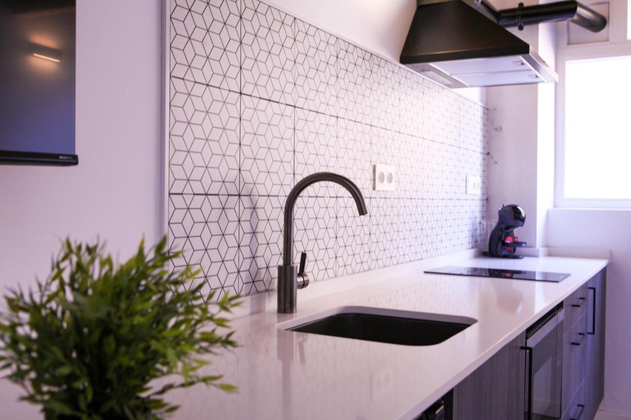 Apartamentos Bocairenthomes, En Pleno Centro De Bocairent, Con Pequena Piscina Y Parking Privado Bagian luar foto